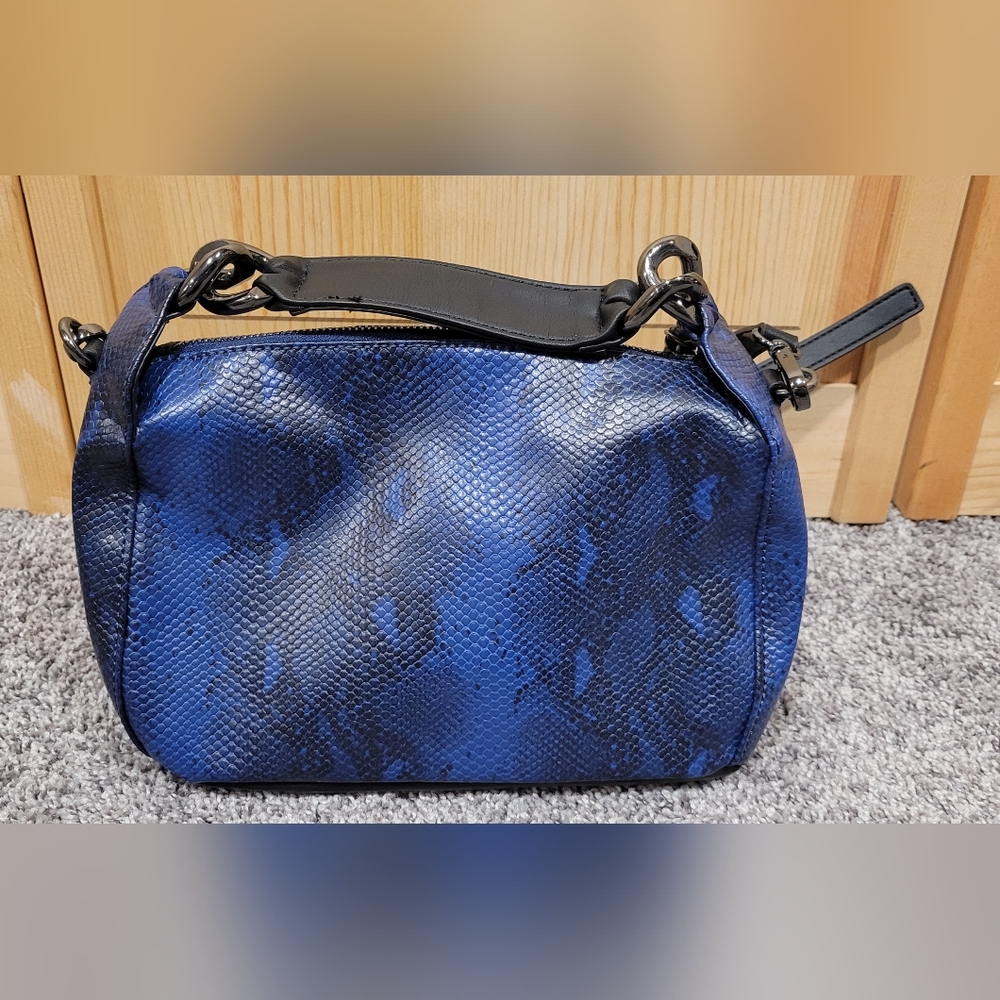 Simply Vera Blue Snake Print Purse - Picture 2 of 9